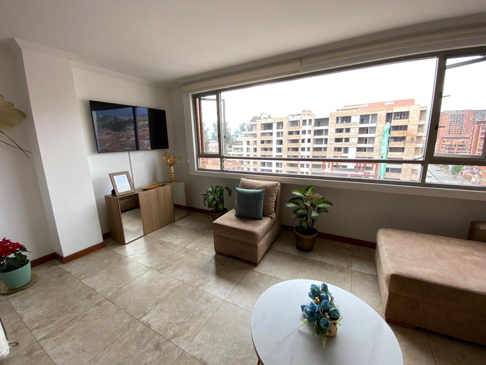 Departamento De Lujo, Cuenca, Adrianashome Exterior photo